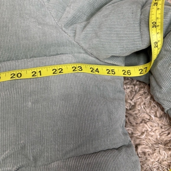 LEVI’S ZOE CORDUROY BUBBLE PUFFER JACKET- COLOR MINT GREEN - Picture 11 of 13